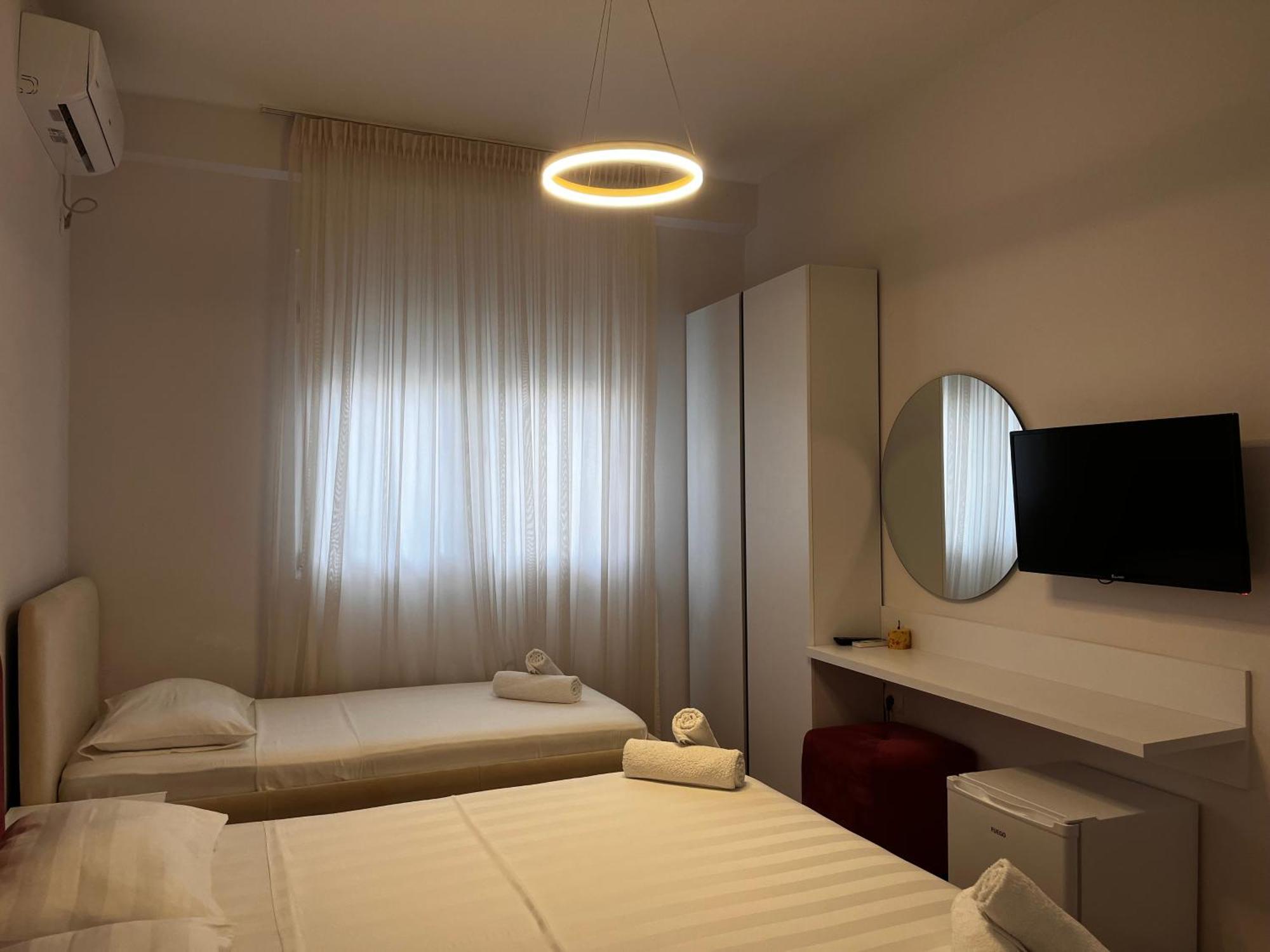Lian'S Rooms Vlorë 외부 사진